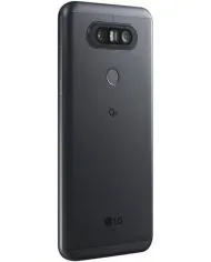 LG Q8